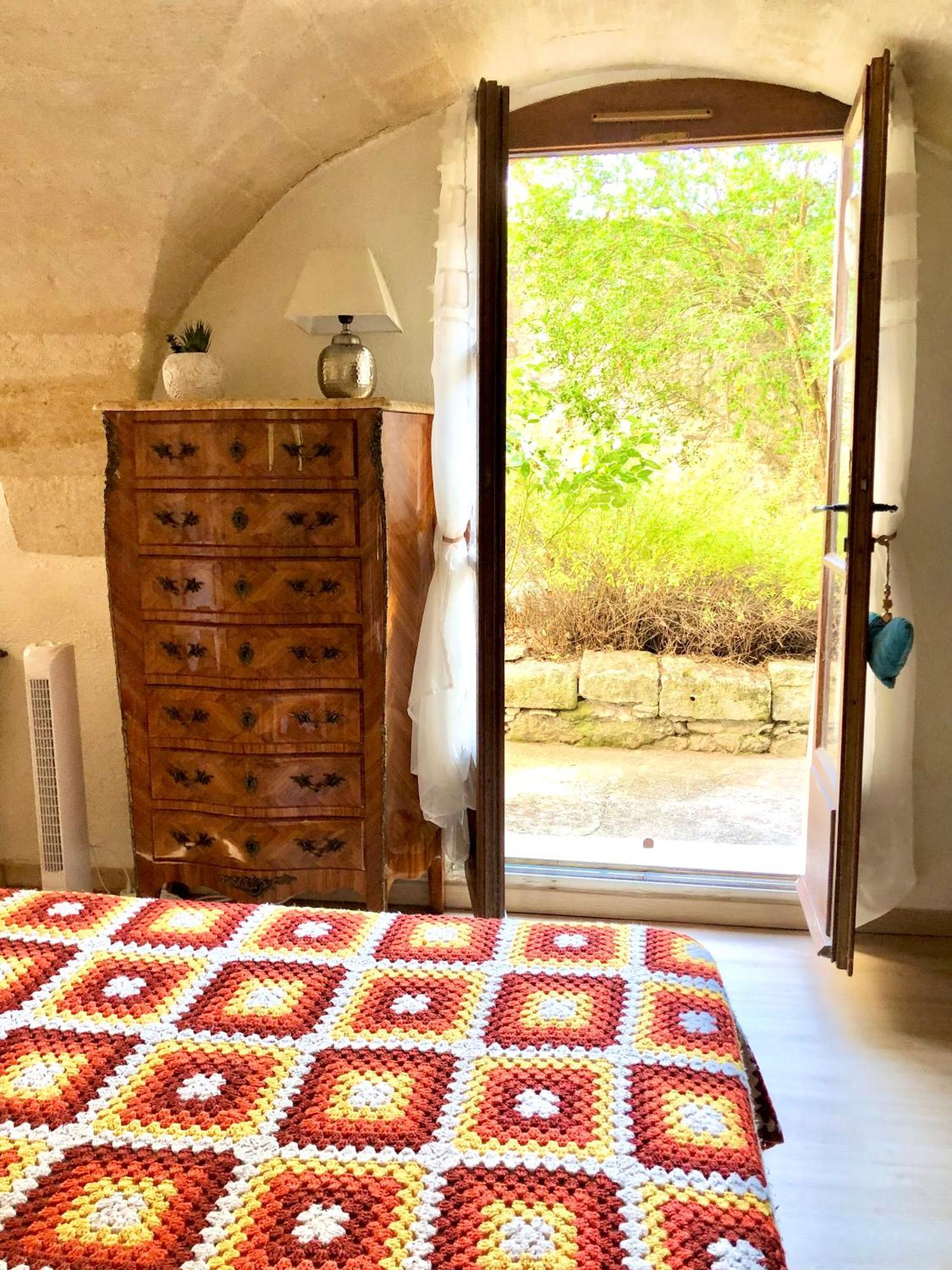 Petit Loft Sur Jardin En Centre-Ville Uzès Exterior foto